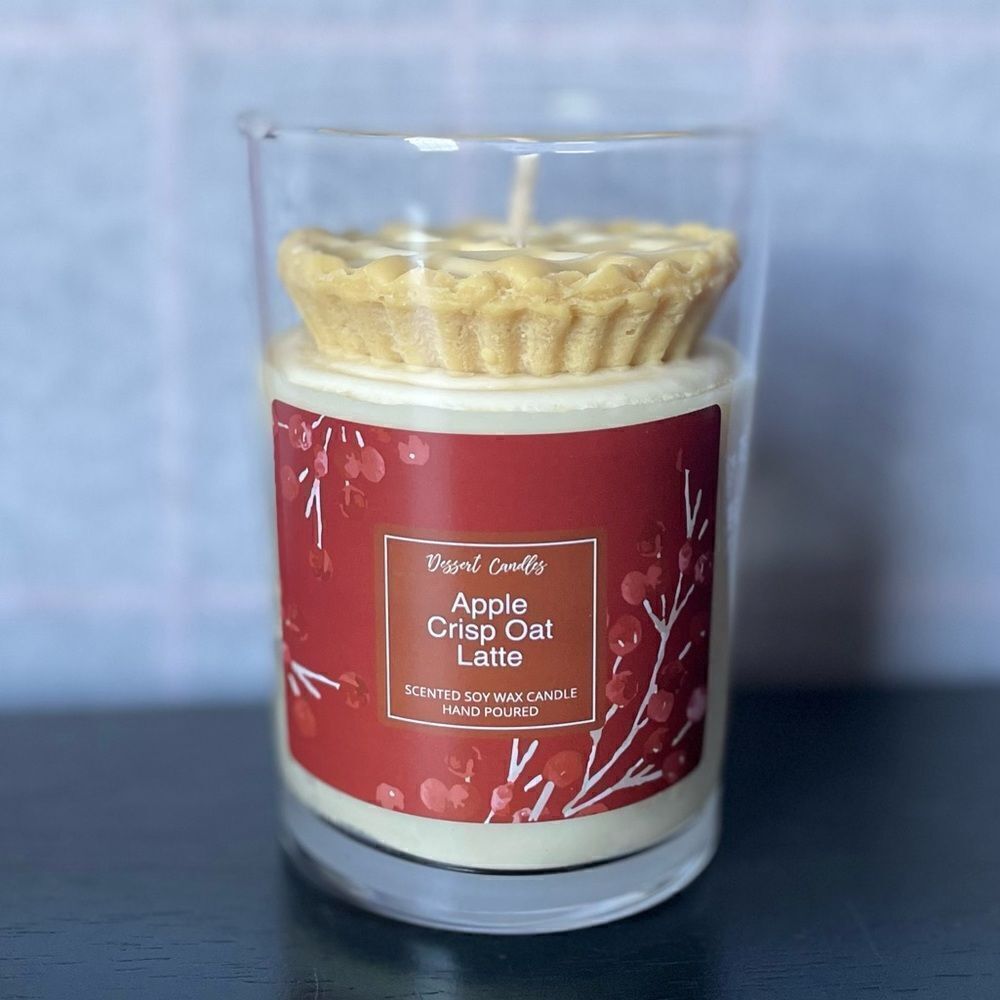 Apple Crisp Oat Latte Hand-poured Soy Wax Holiday Candle Made in Turkey - Picture 3 of 8